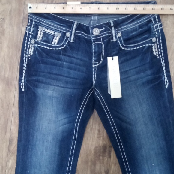 Grace in LA NWT Women's Jeans 27 Bootcut Embellished Rhinestones - Picture 9 of 12